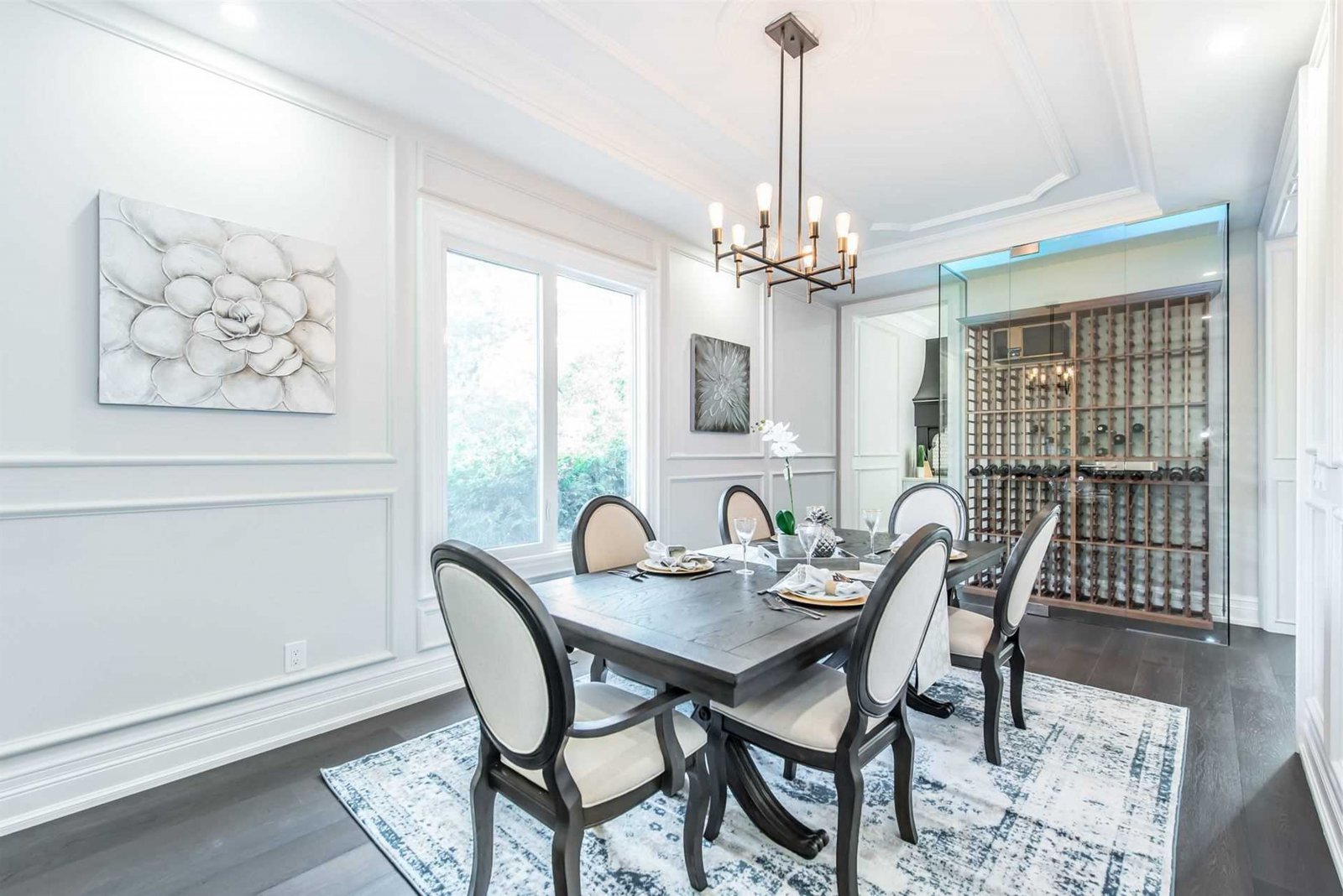 欧式简约风格家装设计别墅装修效果图-餐厅 欧式简约风格家装设计别墅装修效果图-餐厅